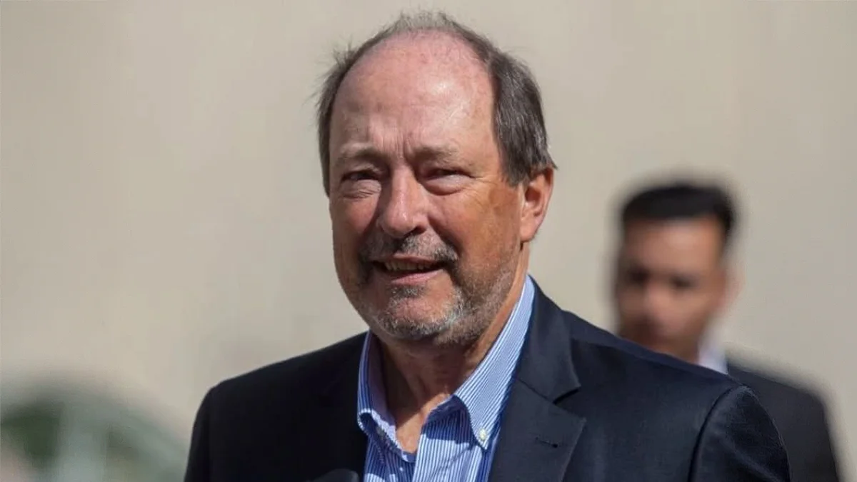 Un histórico radical se metió en el barro con miras a las elecciones del 2027: qué propone