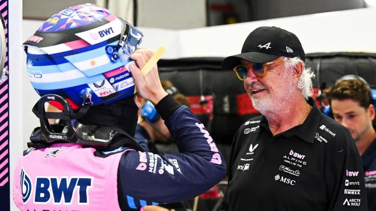 El "padrino" de la F1 se rindió ante Colapinto: la reacción de Briatore al ver las 600 mil personas en Palermo