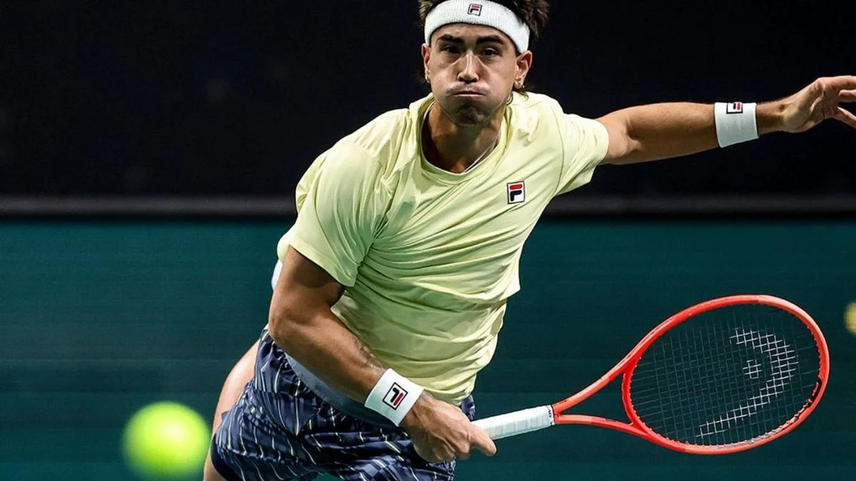 Masters 1000 de París: victoria de Camilo Ugo Carabelli y derrota Comesana ante Auger-Aliassime