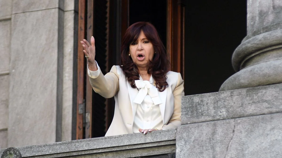 Cristina Kirchner confirmó que se presentará el miércoles en Comodoro Py