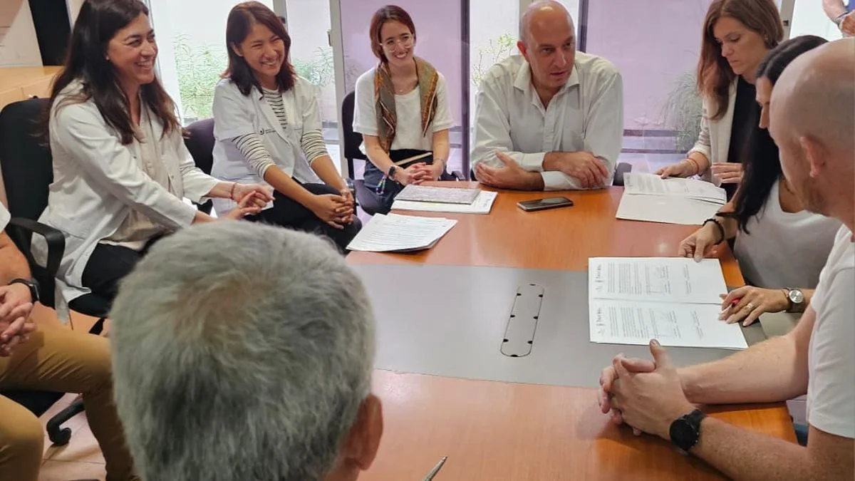Cuidadores para adultos mayores: quedan pocos cupos en la formación que impulsa Luján
