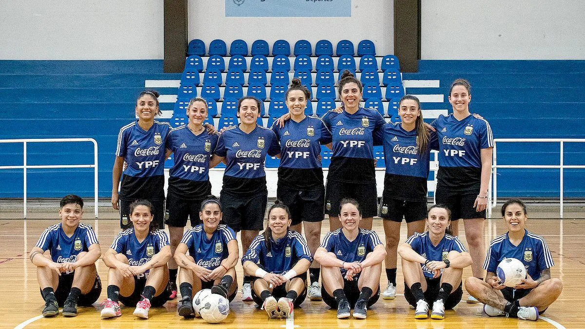 Tres mendocinas buscan su lugar en la Copa América de fútbol de salón
