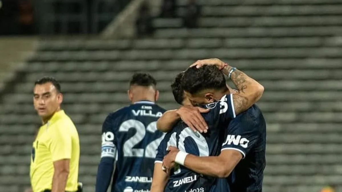 ¿Cómo clasifica Independiente Rivadavia a octavos?