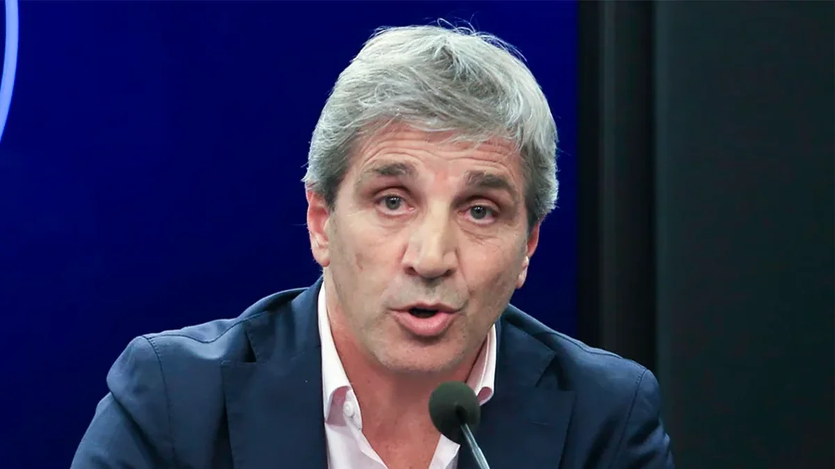 Caputo viaja a Washington para explicar el plan de ajuste al FMI, el BID, el Banco Mundial y a JP Morgan