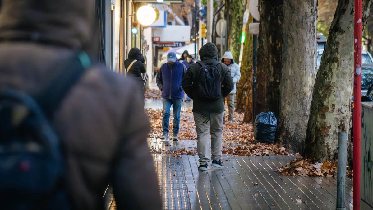 El tiempo en Mendoza: algo nublado y con alerta por nevadas en Cordillera y Zonda en Precordillera