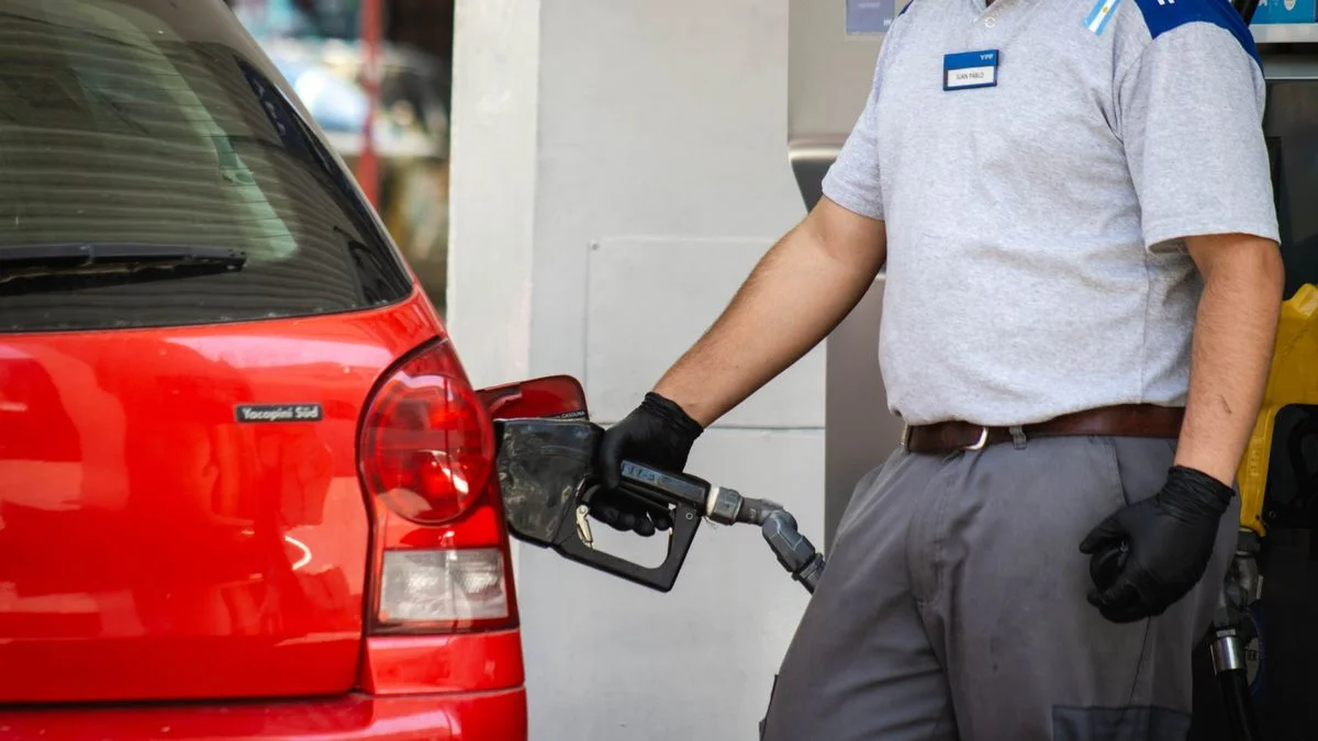 YPF mantendrá por 30 días el sistema para amortiguar las subas de precios en los combustibles