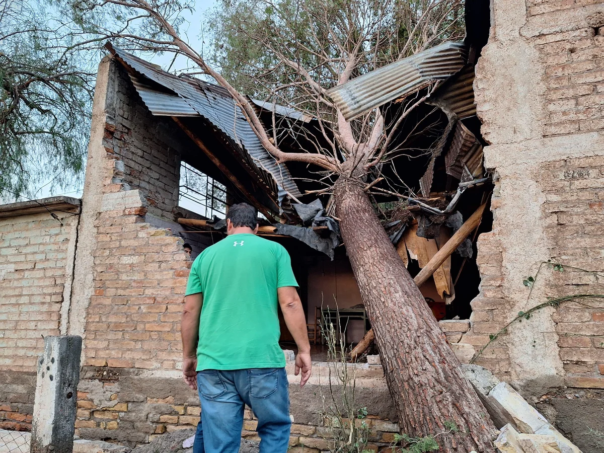 Destrozos por el tornado en San Rafael.&nbsp;