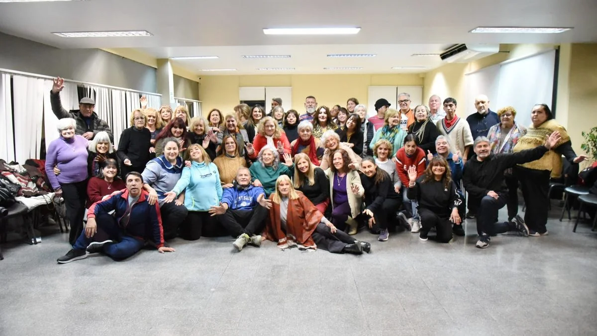 Alumnos de teatro vivieron una enriquecedora masterclass con Jovita Kemelmajer