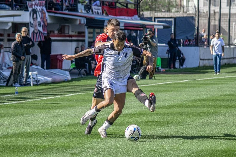 Gimnasia sueña con el ascenso.