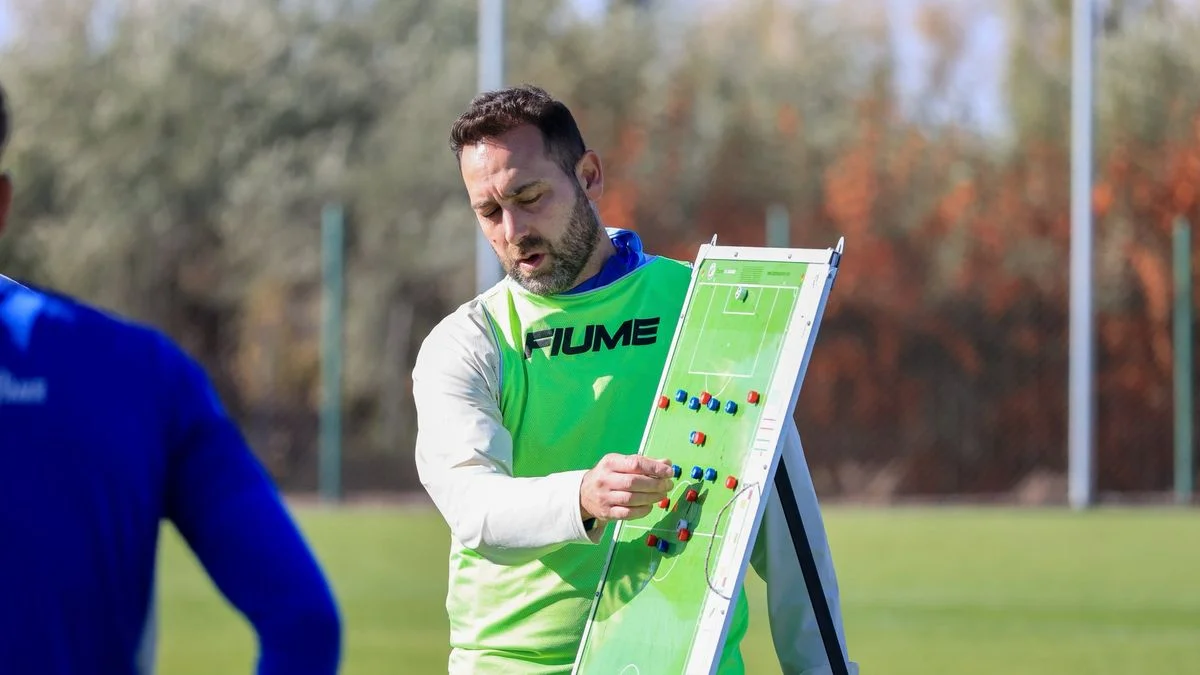 De Muner arma su once para el debut en Godoy Cruz con dos bajas sensibles y un retorno