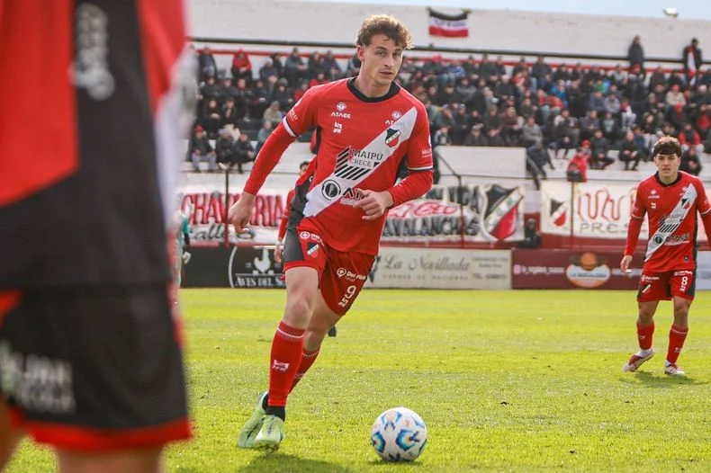Maipú comenzó ganando, pero igualó con Güemes en el Omar Higinio Sperdutti.
