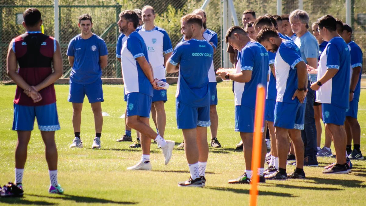 Godoy Cruz inicia su camino en la Liga Profesional recibiendo a Rosario Central: horario y cómo verlo en vivo