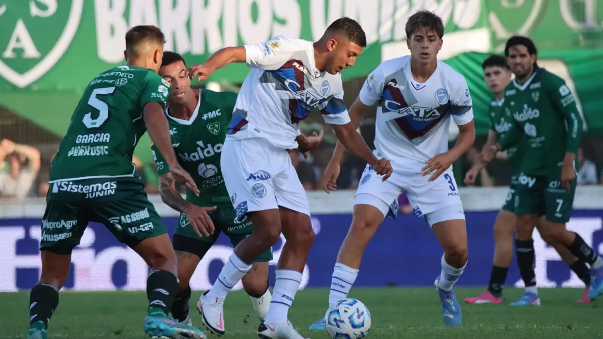 Sin emociones: Godoy Cruz y Sarmiento empataron sin goles en un opaco partido
