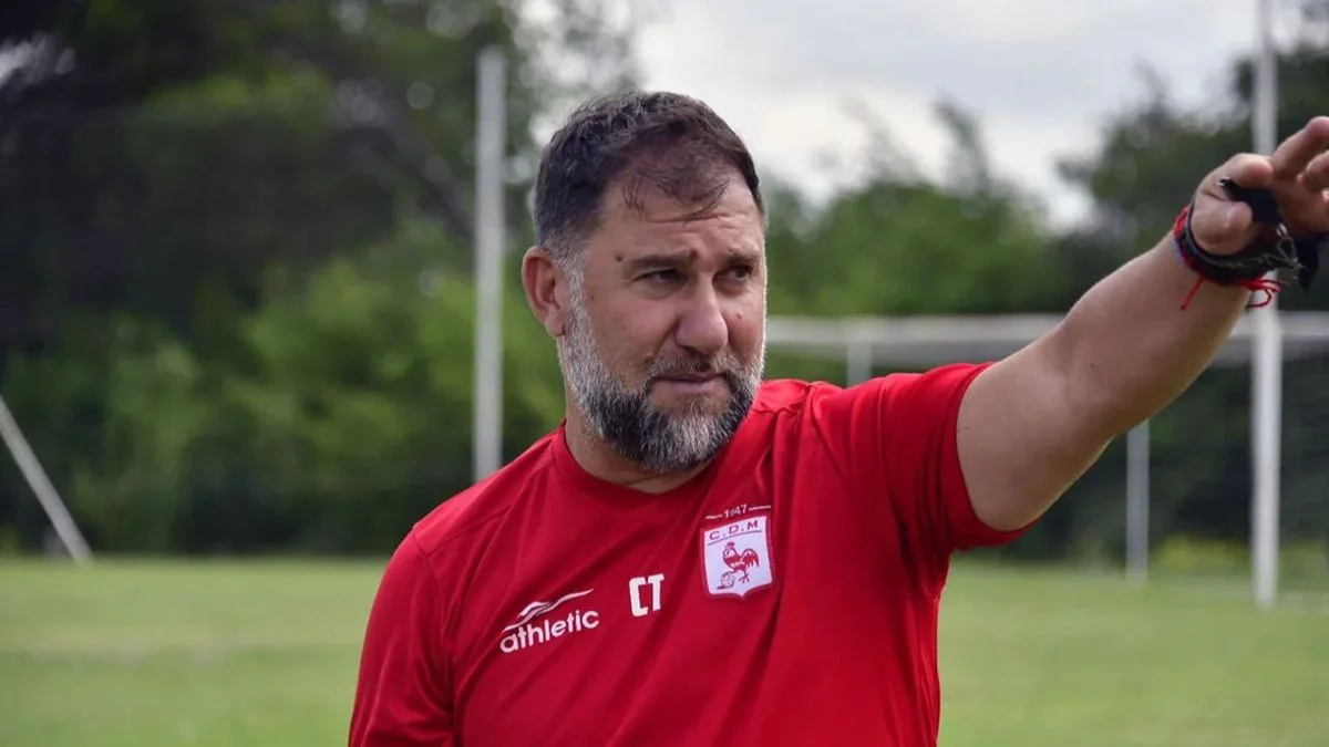 AFA sanciona al DT de Morón por declaraciones inexistentes: la insólita polémica que sacude el ascenso