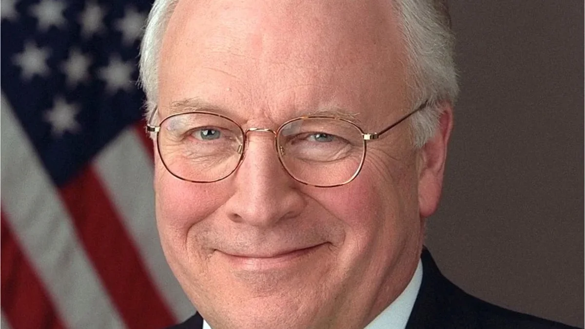 De la invasión a Irak al fracking en Vaca Muerta: quién era el poderoso vicepresidente de Bush