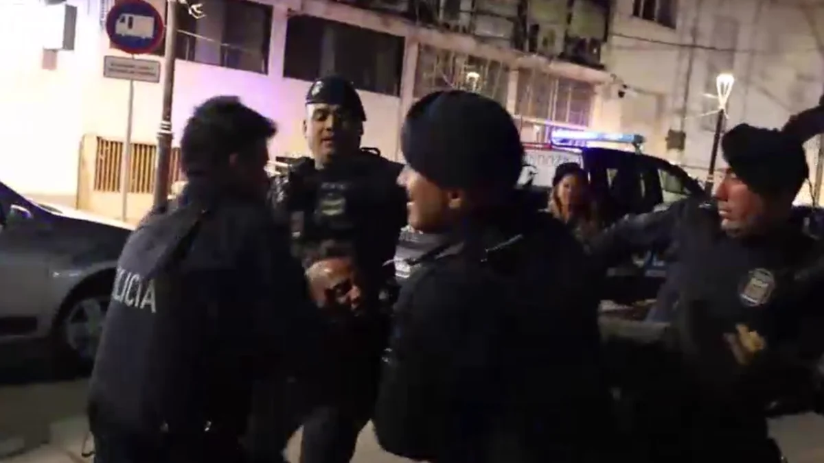 Los videos en donde se ven los golpes de la Policía de Mendoza durante la marcha contra la minería