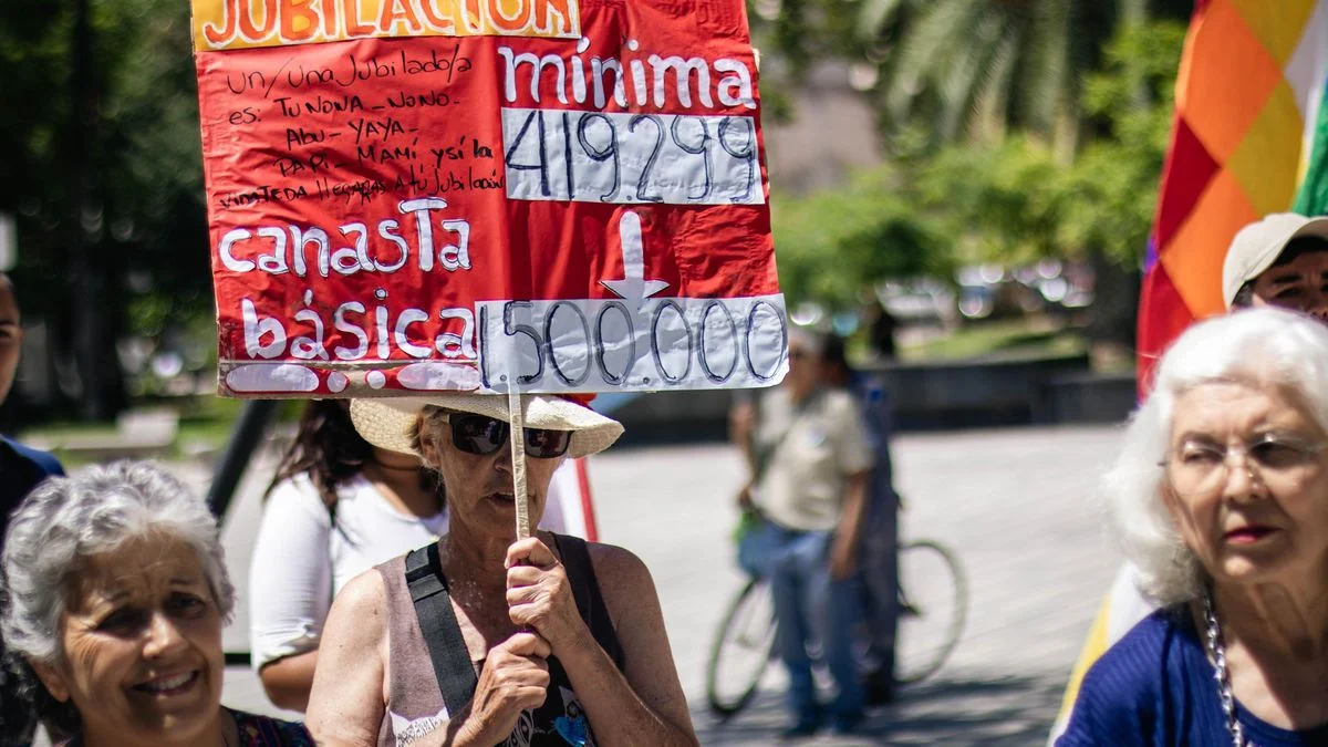 El bono a jubilados se mantiene en $70.000