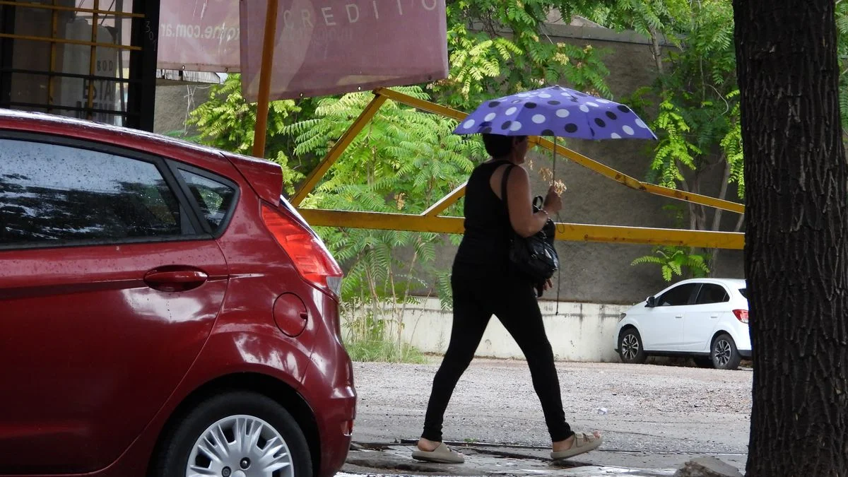 Alerta naranja en Mendoza: se esperan tormentas fuertes y posible caída de granizo