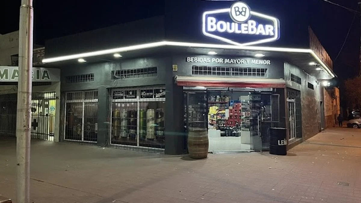 General Alvear: aprovecharon el corte de luz y robaron bebidas alcohólicas de un local