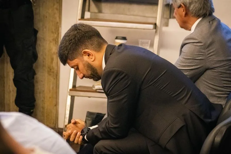 Nahuel Bento durante el inicio de la etapa final del juicio contra su padre. 
