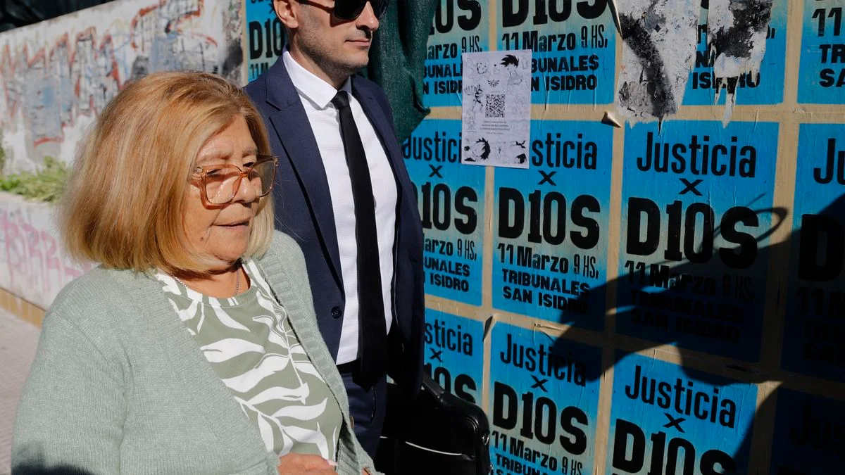 Las hermanas de Diego Maradona dijeron que las hijas decidieron externarlo
