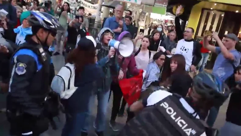 Asambleísta detenido en la protesta contra San Jorge: por qué lo imputaron por "daño agravado"