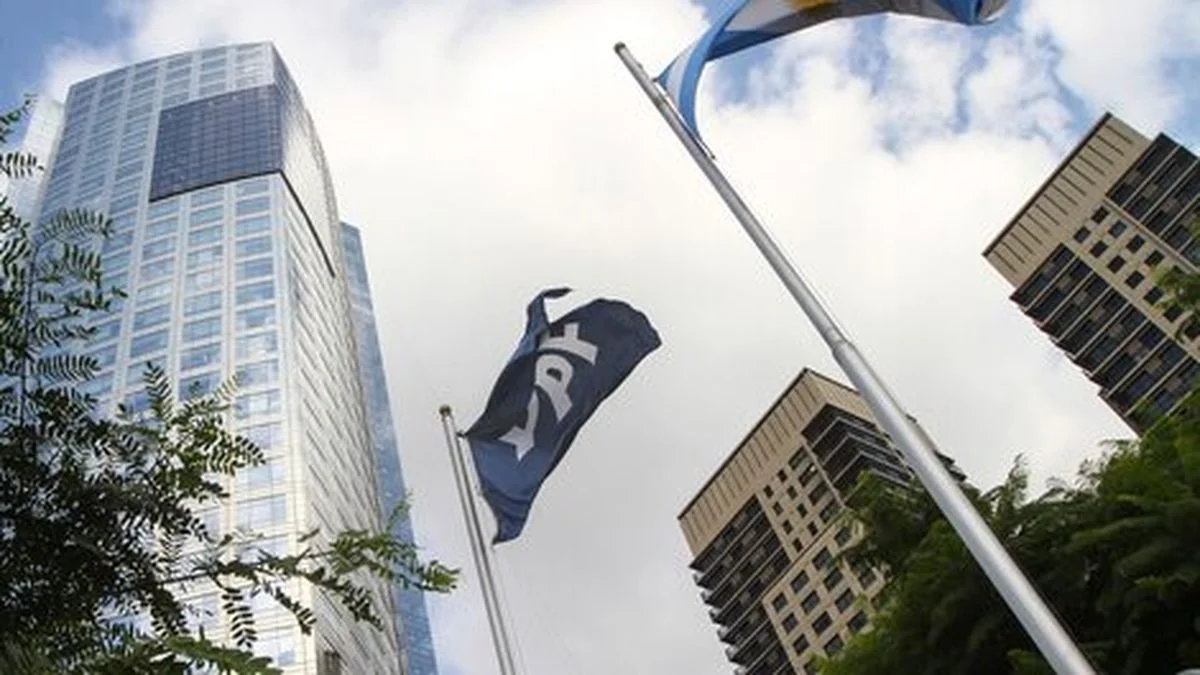 YPF colocó deuda en el mercado de capitales a la mitad de la tasa que le cobran los prestamistas al país