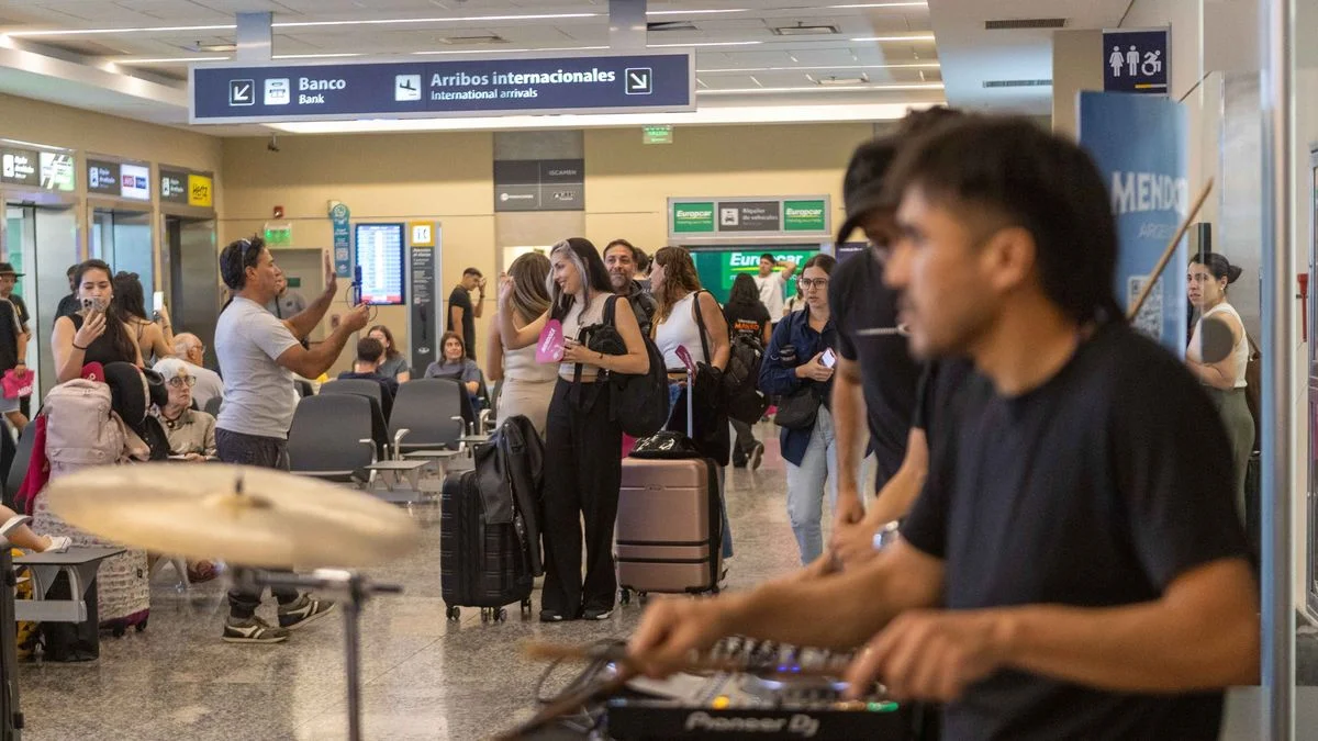 Debacle del turismo en Mendoza: el Gobierno promociona una herramienta del Banco Nación para atraer visitantes