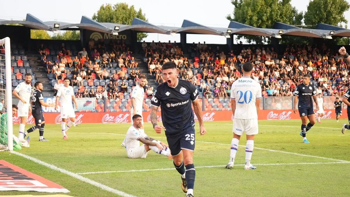 Independiente Rivadavia derrotó a Tigre y sigue en lo más alto del campeonato