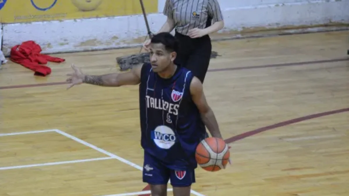 Con la lluvia como protagonista, el torneo Clausura de básquet no detiene su marcha