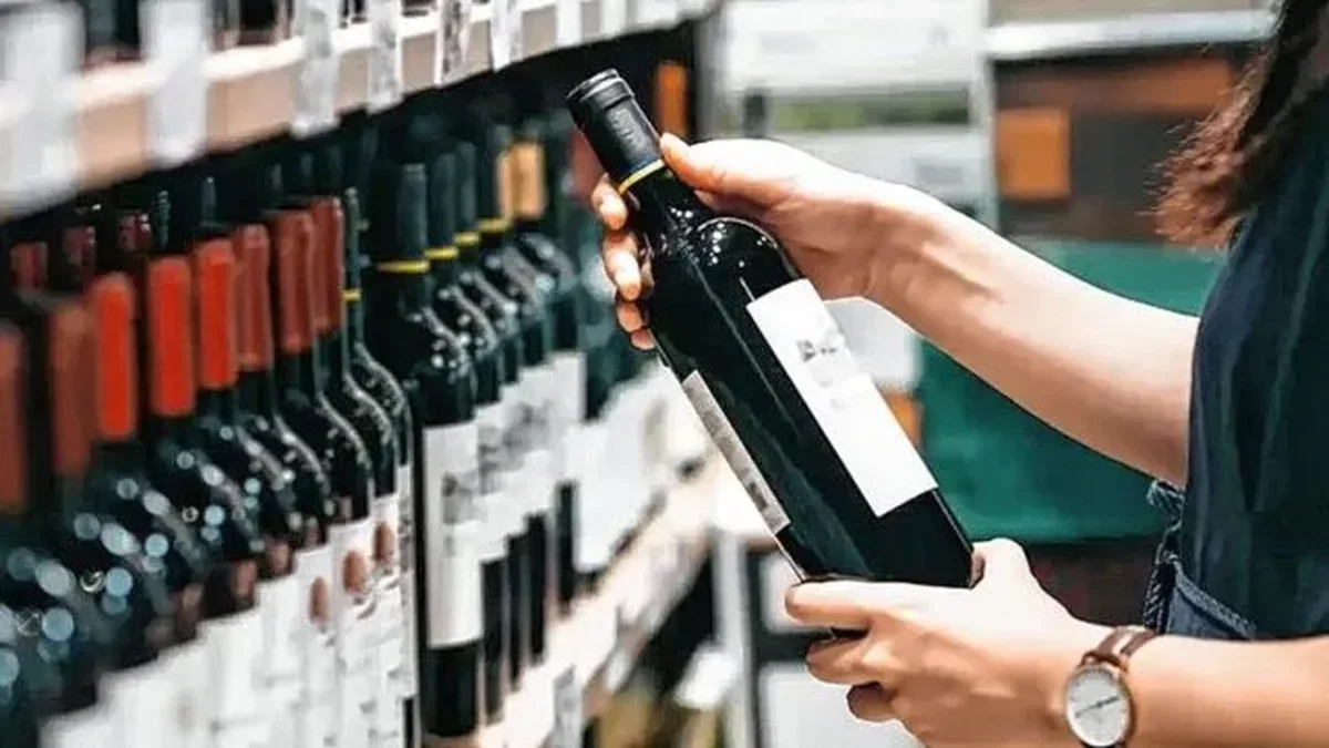 Combo letal para el vino: importaciones, salarios en caída y bebidas más baratas están matando el mercado