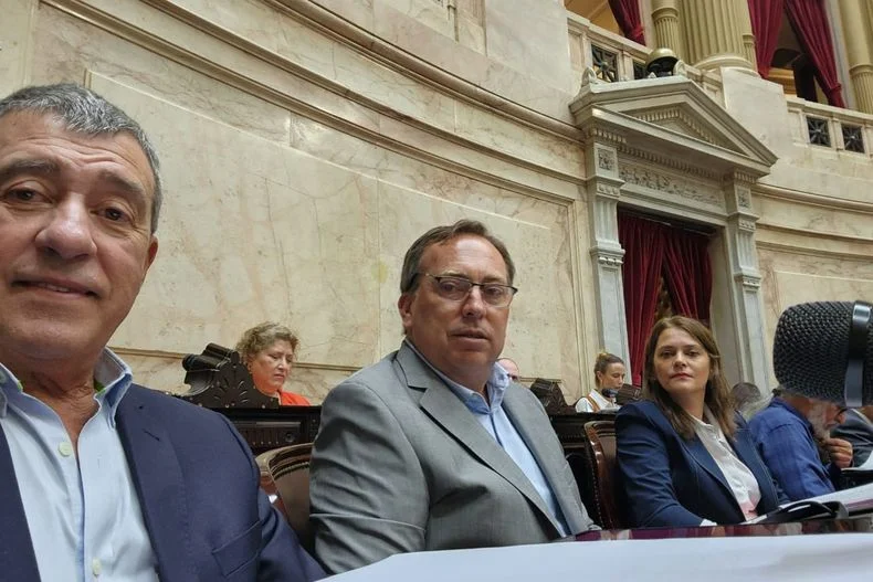 Adolfo Bermejo, Martín Aveiro y Liliana Paponet, de Unión por la Patria no estarán en el Congreso para el discurso de Javier Milei. 