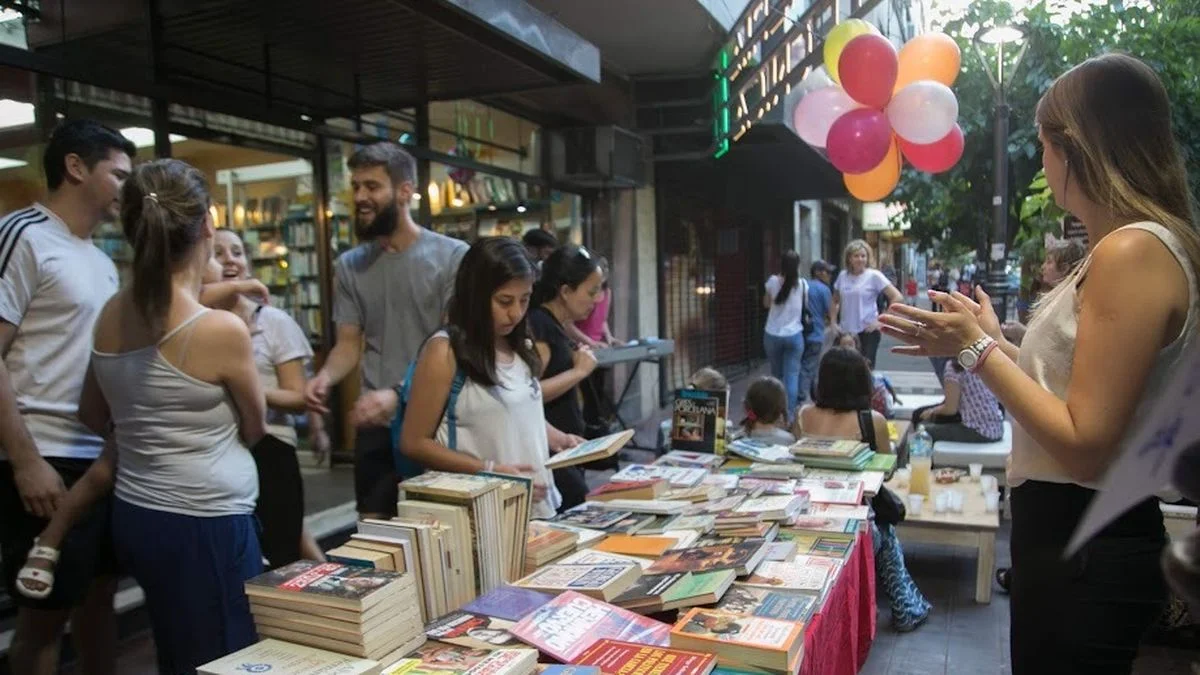 Vuelve la Noche de las Librerías: habrá promociones especiales en locales adheridos