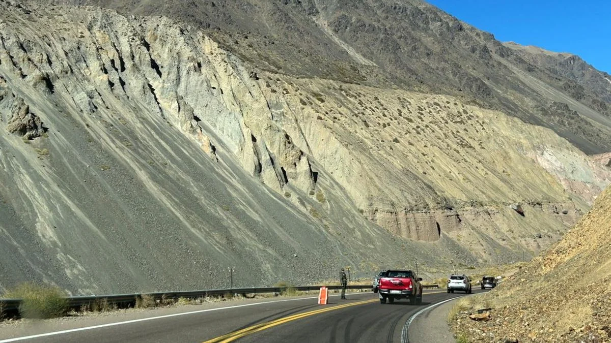 Grave accidente en Uspallata: un motociclista desbarrancó en la Ruta 7