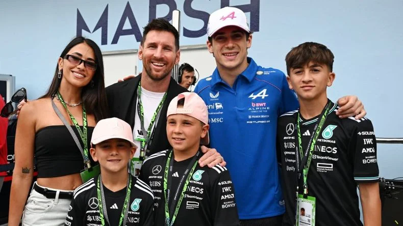 Colapinto junto con Messi y su familia en Miami.&nbsp;