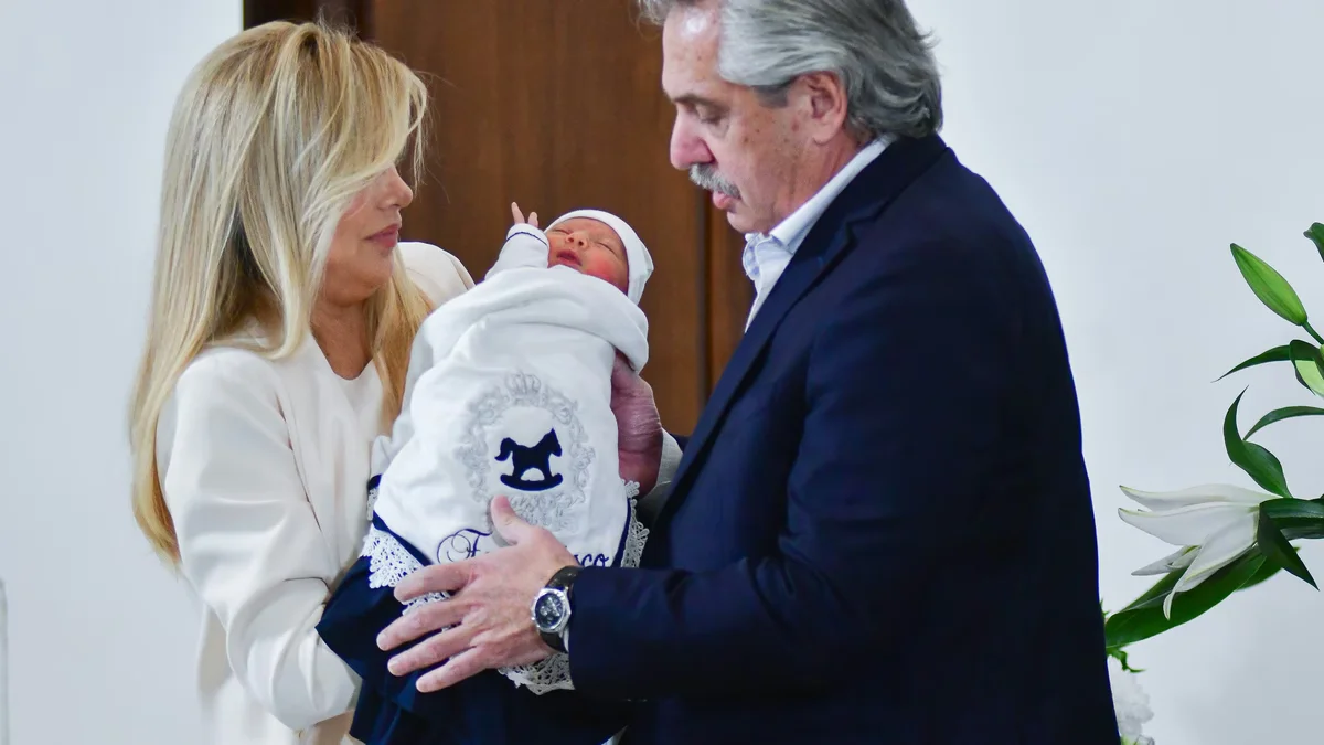 Alberto Fernández reclamó a la Justicia el regreso "inmediato" de su hijo Francisco al país