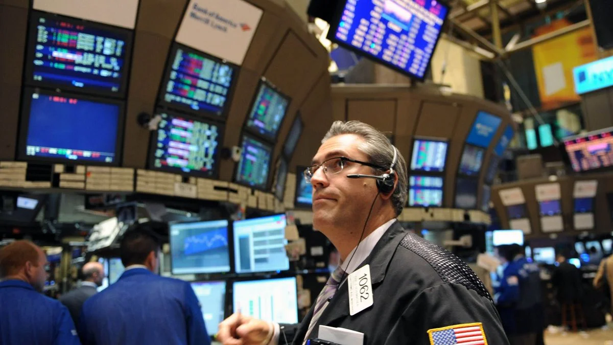 El Riesgo País registró la caída más baja en el mercado de los últimos siete años
