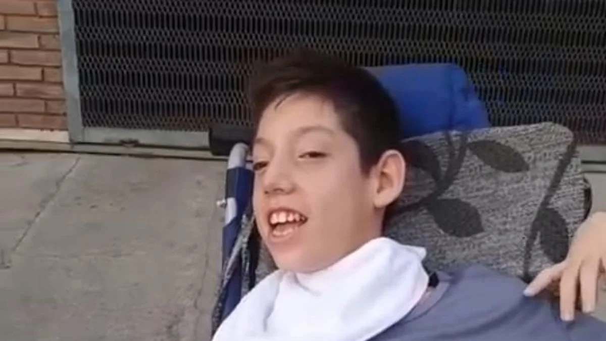 San Rafael: padres de un niño con discapacidad reclaman un celador sanitario