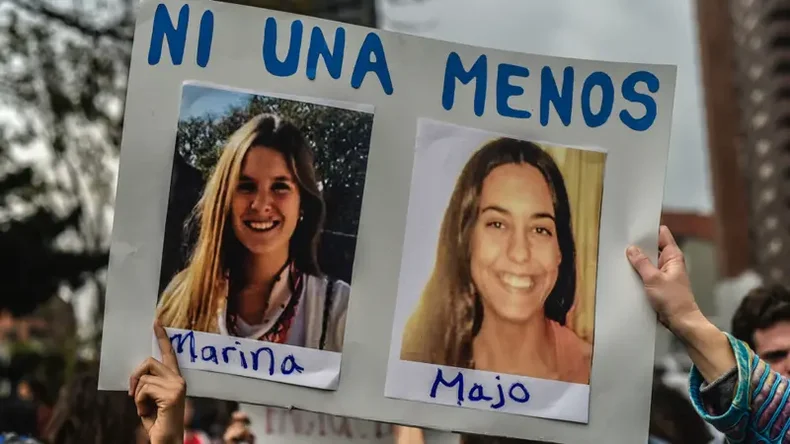 Fotos de Marina y María José, 