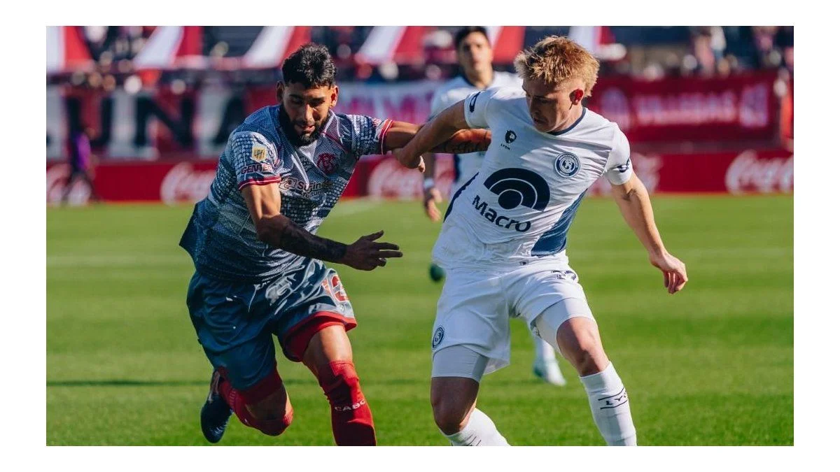 Independiente Rivadavia goleó a Barracas Central y celebró su primer triunfo en el campeonato