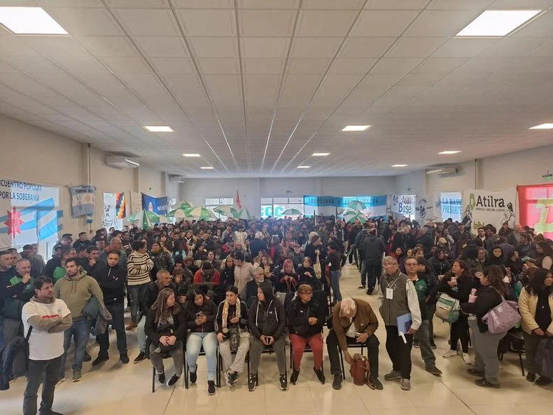 En el Camping de los Camioneros hubo encuentro de militantes gremiales y de movimientos sociales. 
