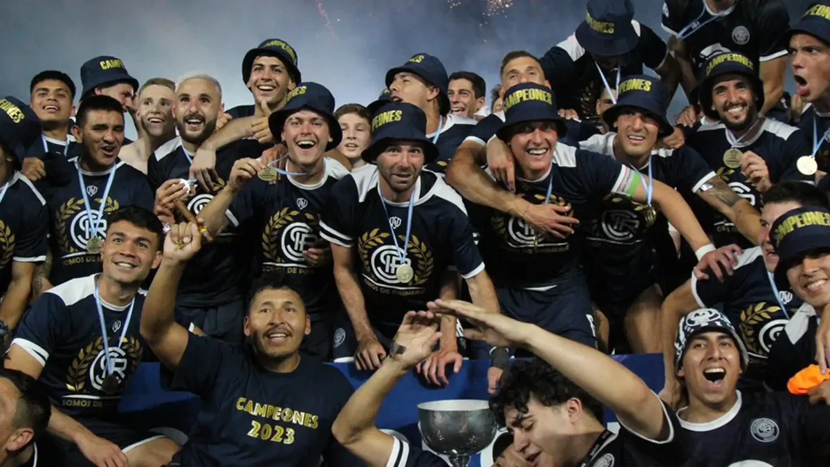 Un héroe del ascenso de Independiente Rivadavia anunció su sorpresivo retiro del fútbol
