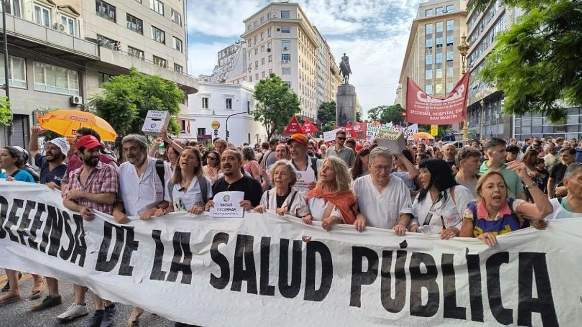 Cabildo abierto y clamor federal: Mendoza se suma a un grito nacional por el Garrahan y la salud pública