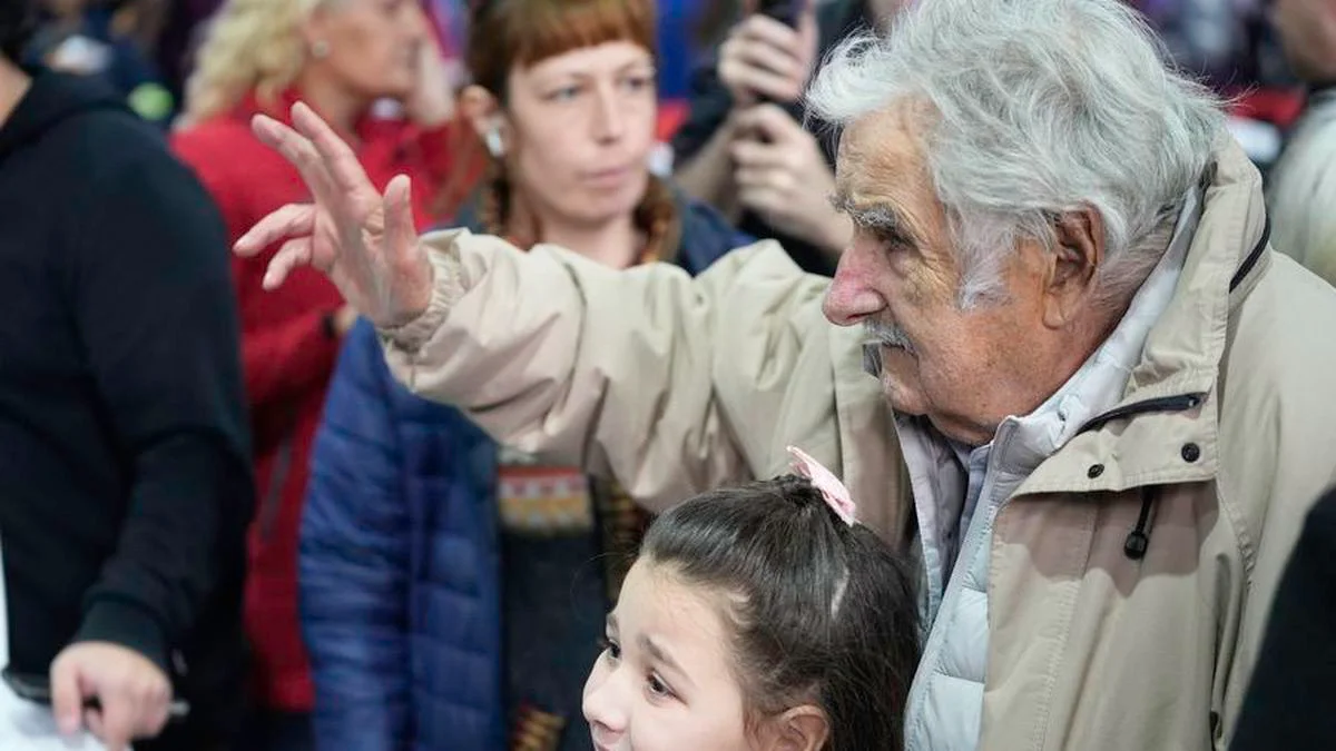 El presidente de Uruguay aseguró que el estado de salud de Pepe Mujica es muy grave
