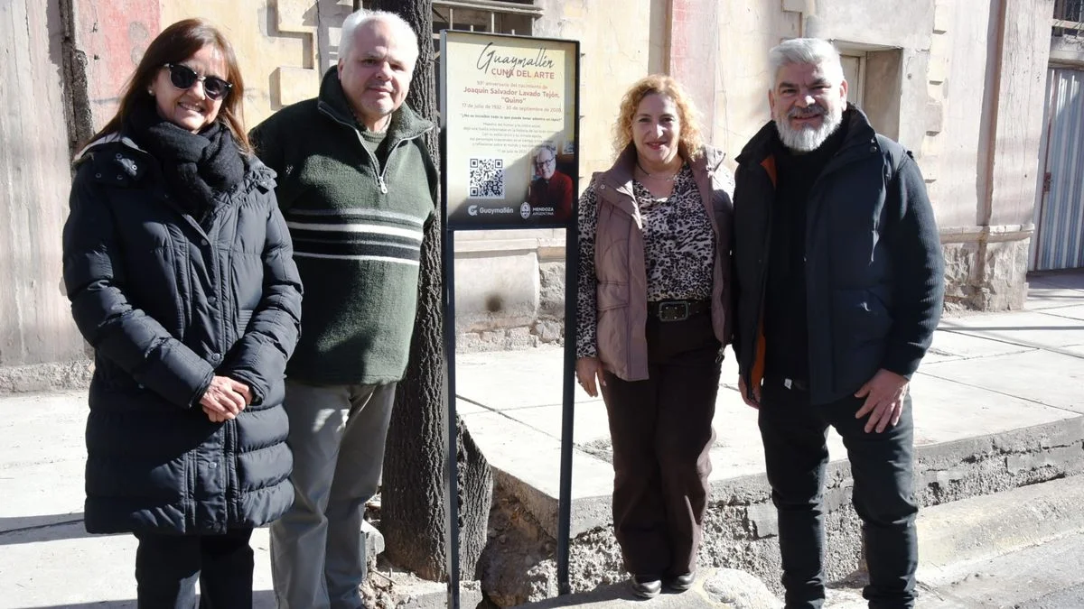 Guaymallén realizó un austero homenaje a Quino a 93 años de su nacimiento