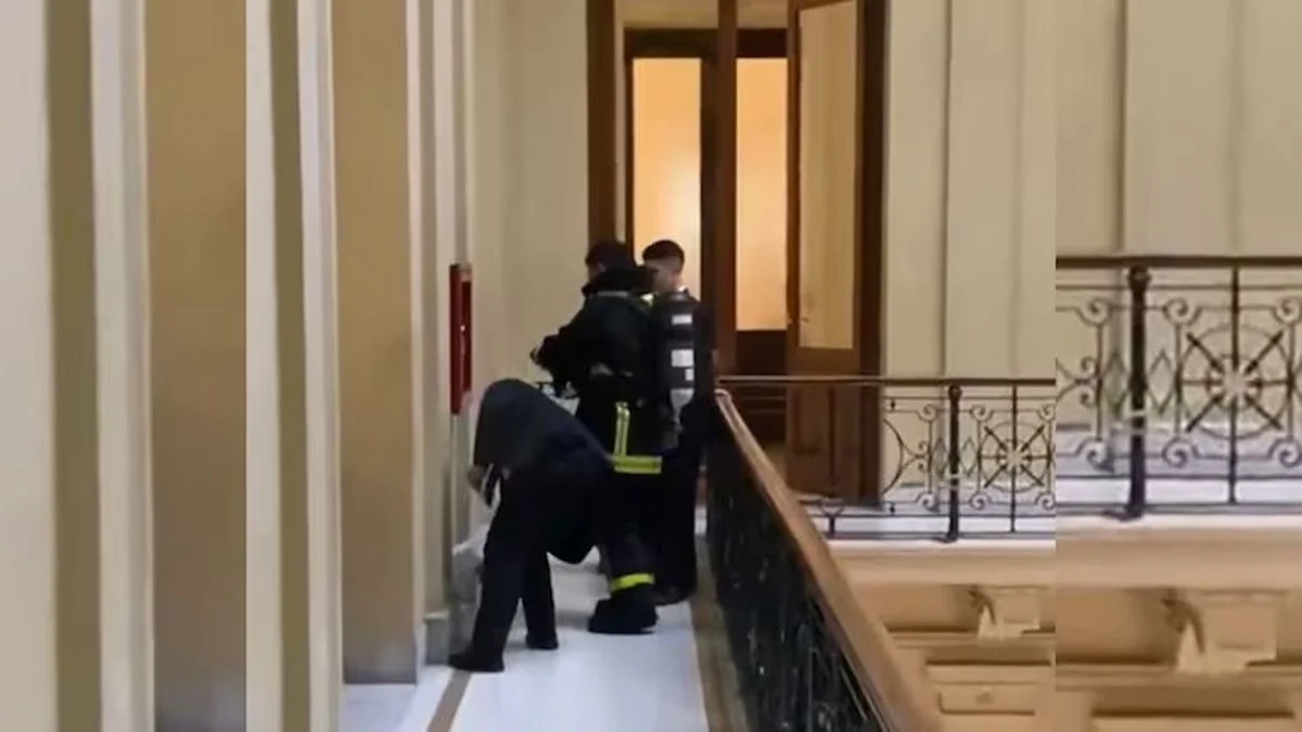 Susto en la Casa Rosada: evacuaron oficinas por un incendio en una oficina