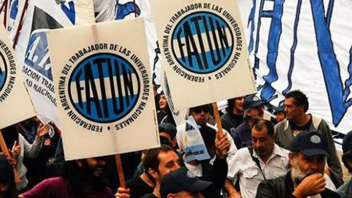 Los no docentes de las universidades públicas presentaron un amparo contra la suspensión del financiamiento