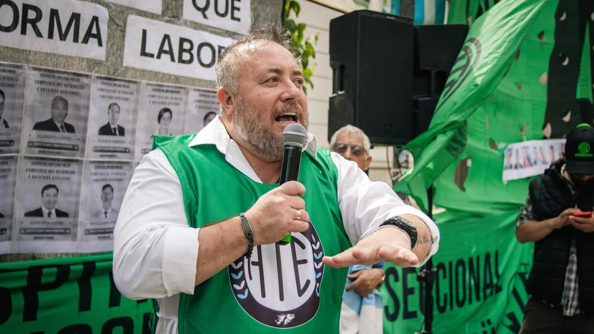 ATE finalmente aceptó la oferta del Gobierno y ya son 13 los acuerdos salariales