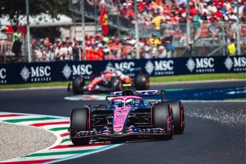 Franco Colapinto termin&oacute; en el 17&deg; lugar en el Gran Premio de Monza.