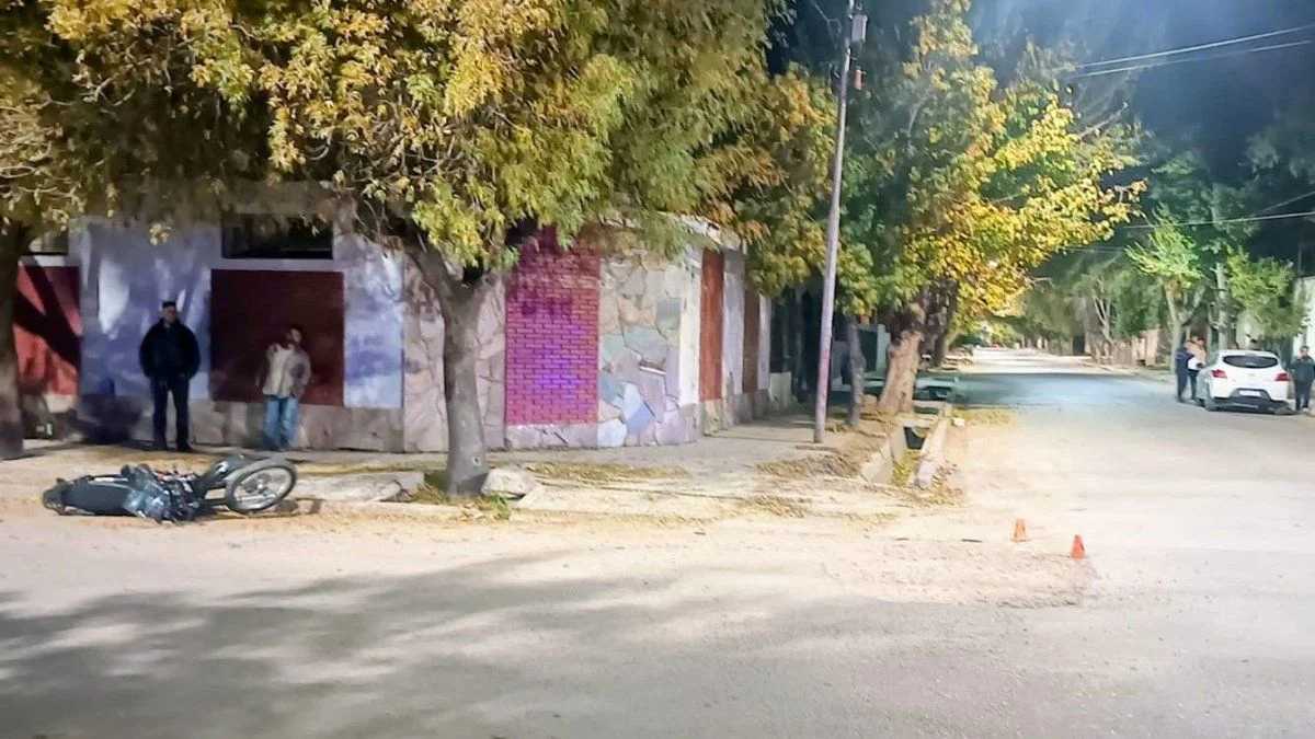 Un joven motociclista murió tras un choque en Palmira